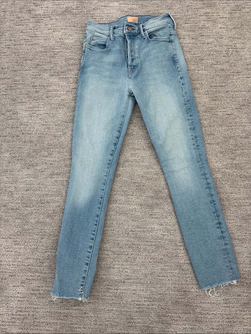 MOTHER The Stunner Ankle Fray Jeans - Picture 2 of 10
